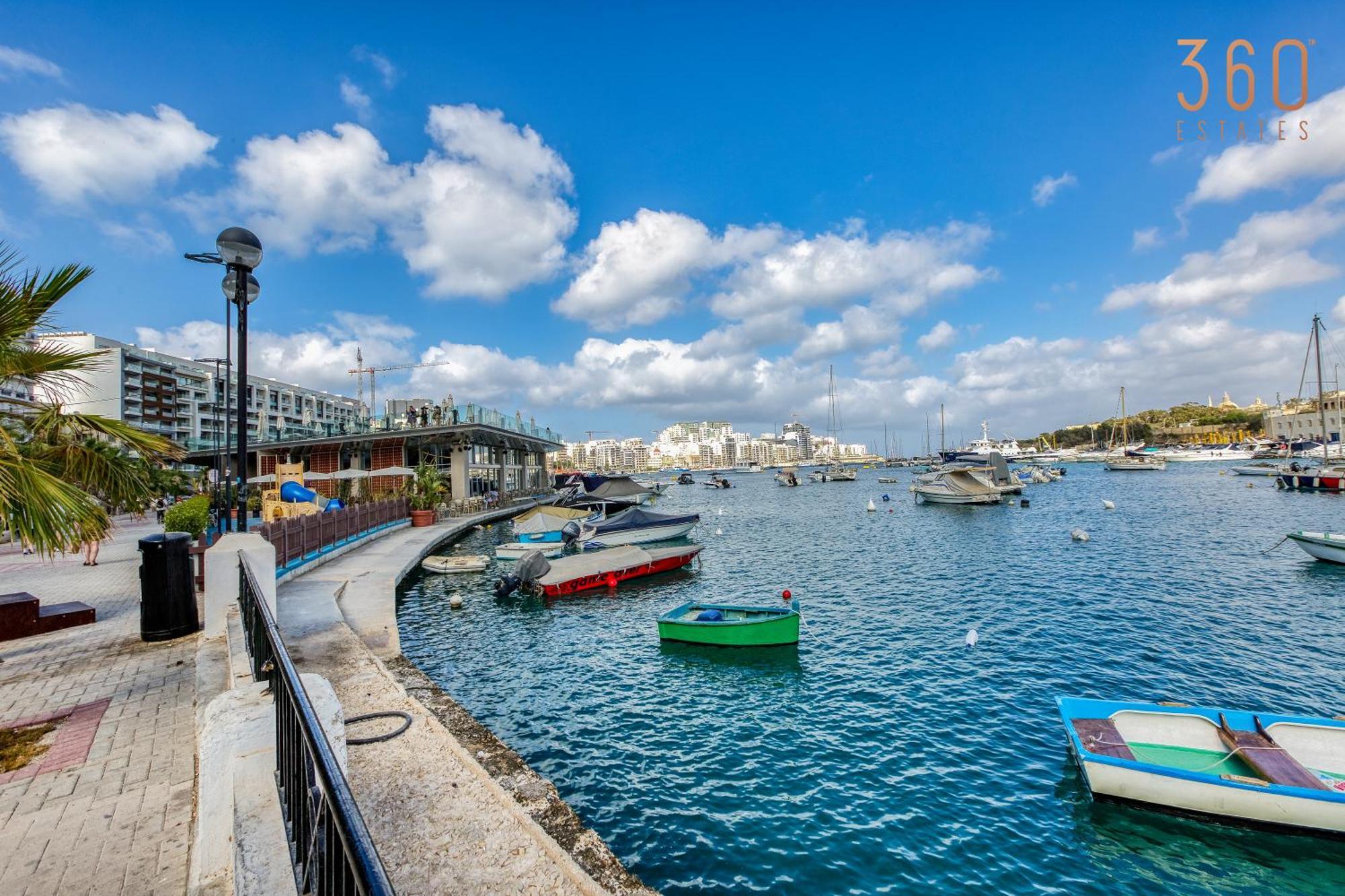 A Beautiful 2br Seafront With Private Terrace By 360 Estates Apartamento *