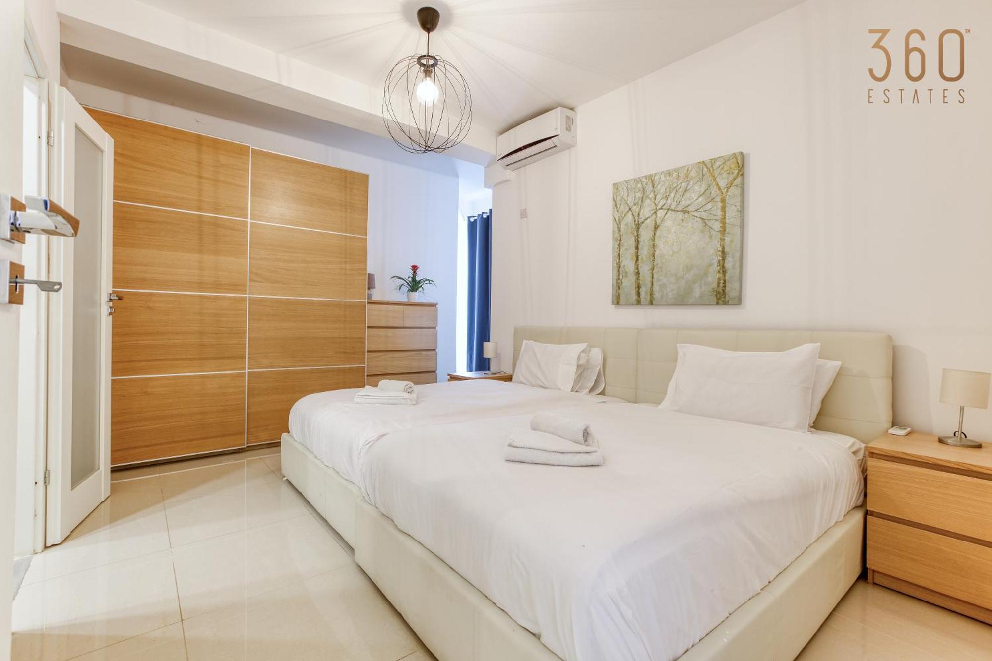 A Beautiful 2br Seafront With Private Terrace By 360 Estates Gzira