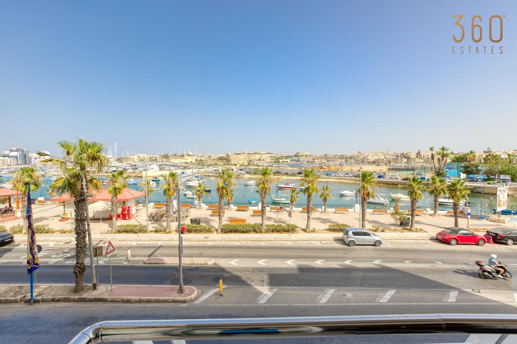 A Beautiful 2br Seafront With Private Terrace By 360 Estates