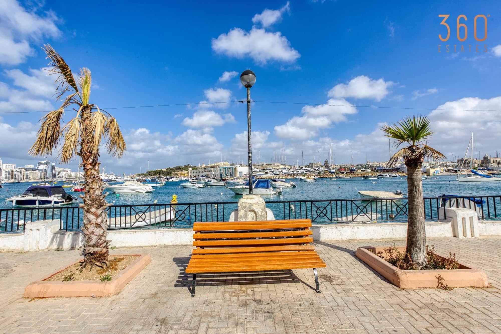 Apartamento A Beautiful 2br Seafront With Private Terrace By 360 Estates *